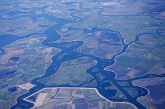 Aerial view of the Del Puerto Canyon area, showing rivers and agricultural land.