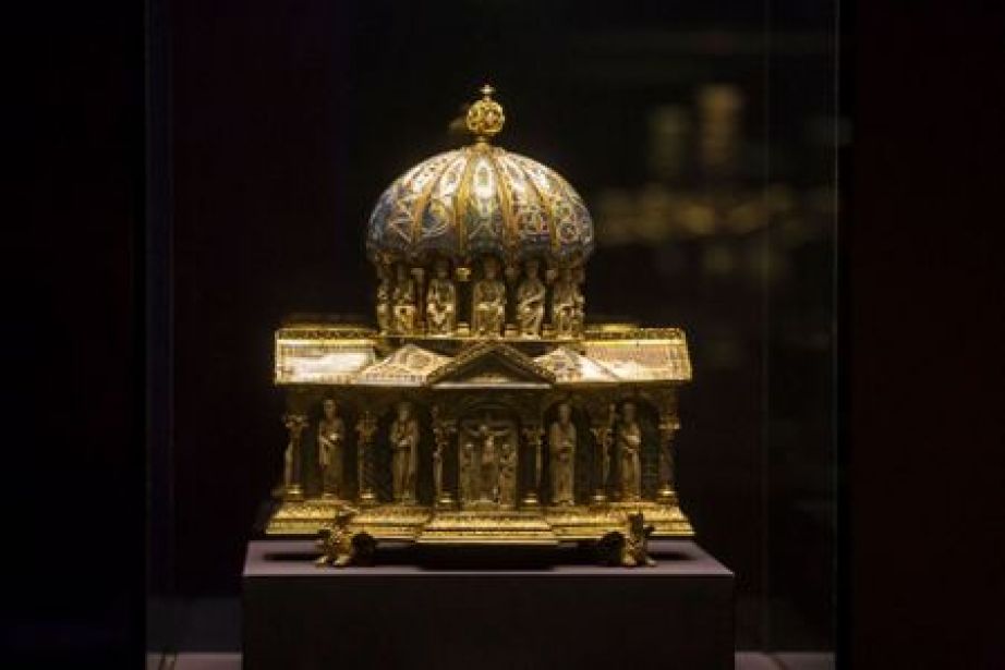 the medieval Dome Reliquary (13th century) of the Welfenschatz, or Guelph Treasure, is displayed at the Bode Museum in Berlin.