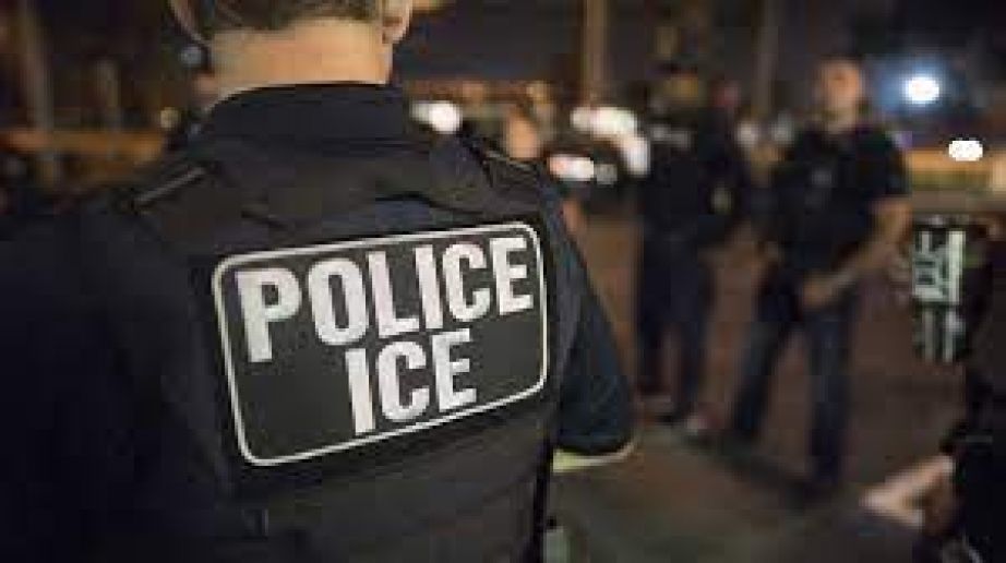 U.S. Immigration and Customs Enforcement (ICE) officers, file photo, March 2018. (ICE/Flickr via AZPM News)