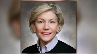 Image of Wisconsin Senate minority leader Janet Bewley.
